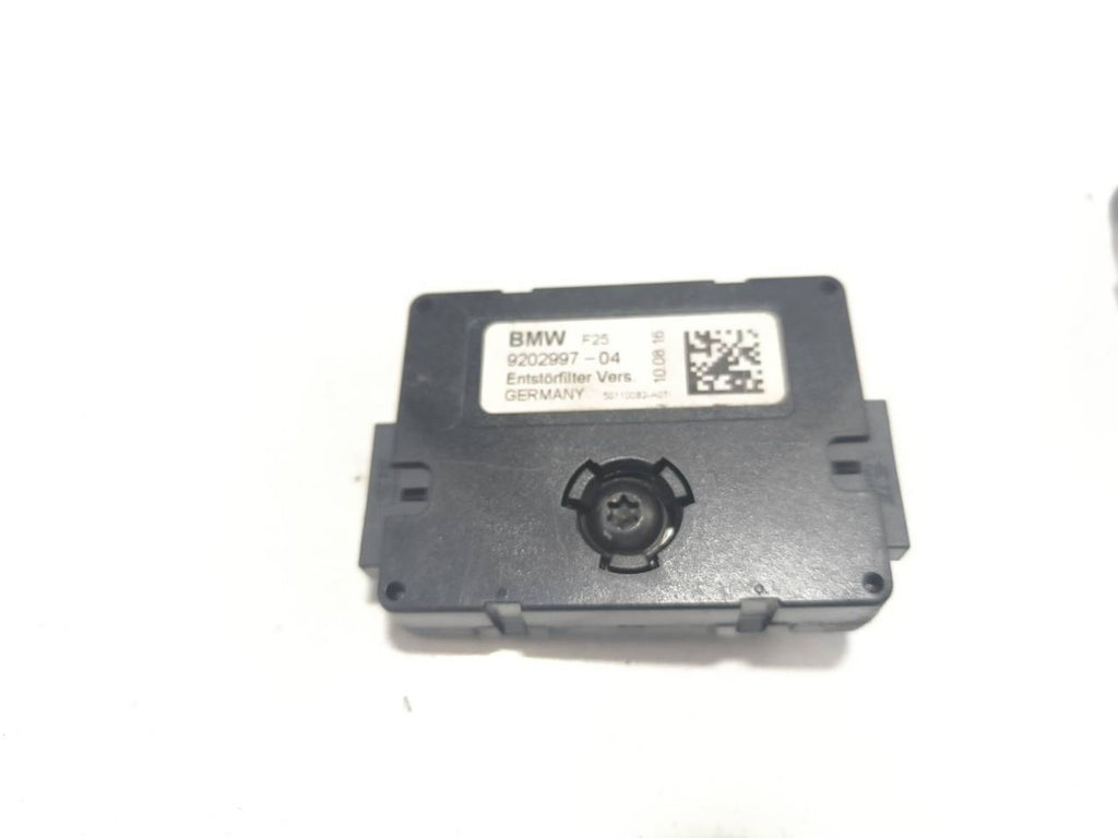 BMW X3 F25 2015 Aerial antenna amplifier 9202997 