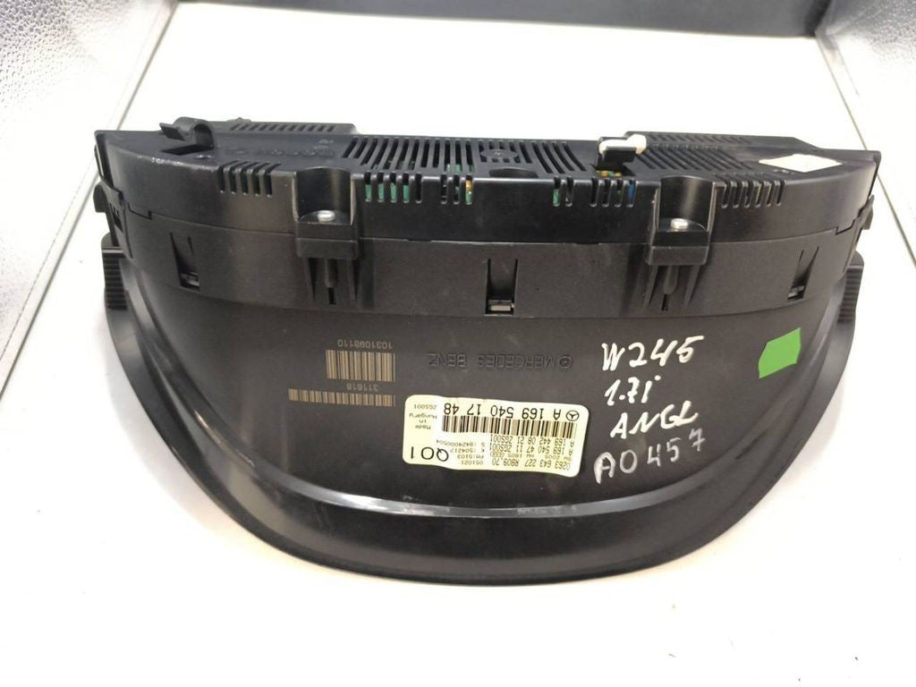 Mercedes-Benz B W245 2008 speedometer instrument cluster A1695401748 