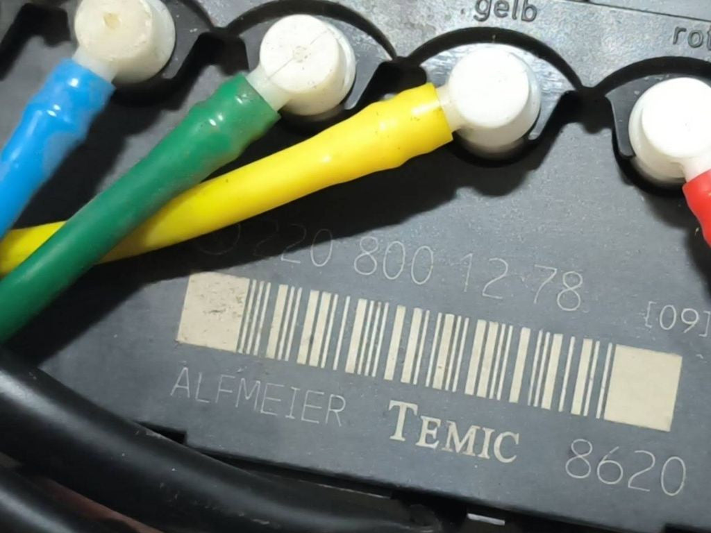 Mercedes-Benz S Class W220 2001 seat control module 2208001278 