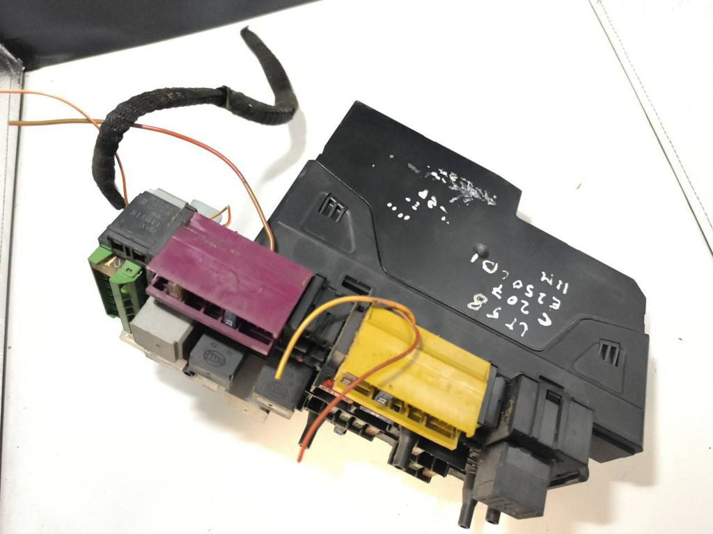 Mercedes-Benz E W212 2012 Comfort convenience body module 2129060105 