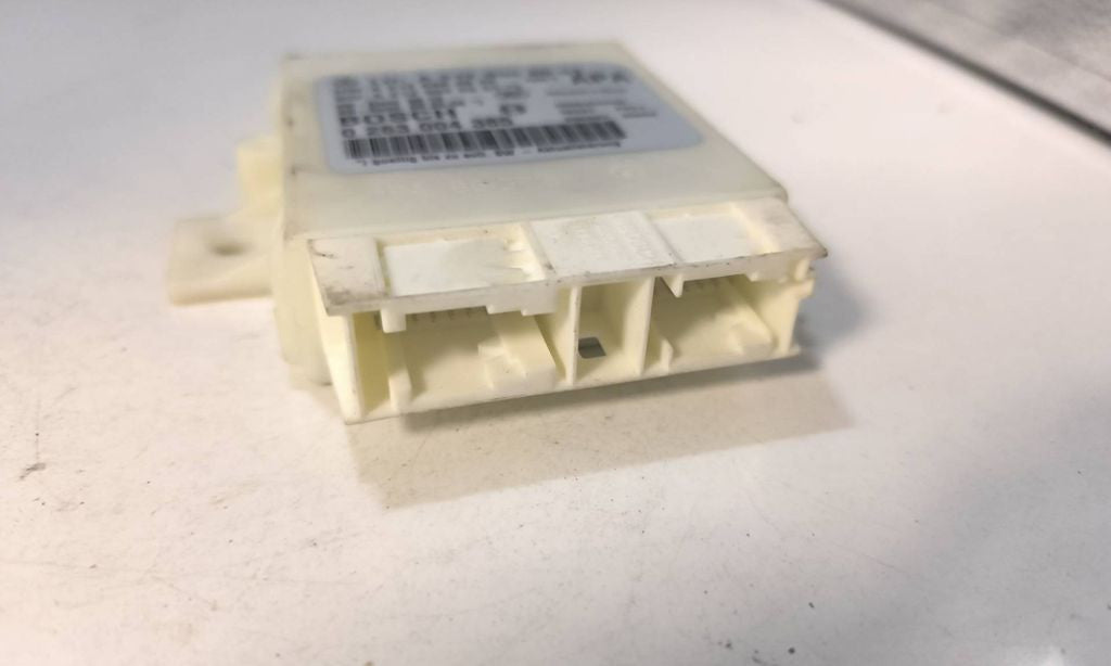 Mercedes-Benz E C207 W207 2011 Parking PDC control unit module A2125454832