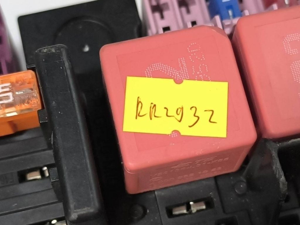 Mercedes-Benz C W205 2014 Fuse module A2059068501 