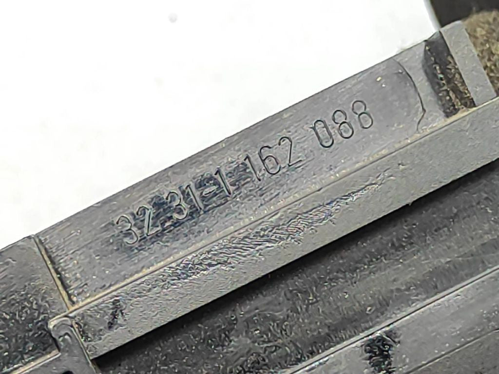 BMW 5 E39 520i 1997 Wiper turn signal stalk switch 8352172 