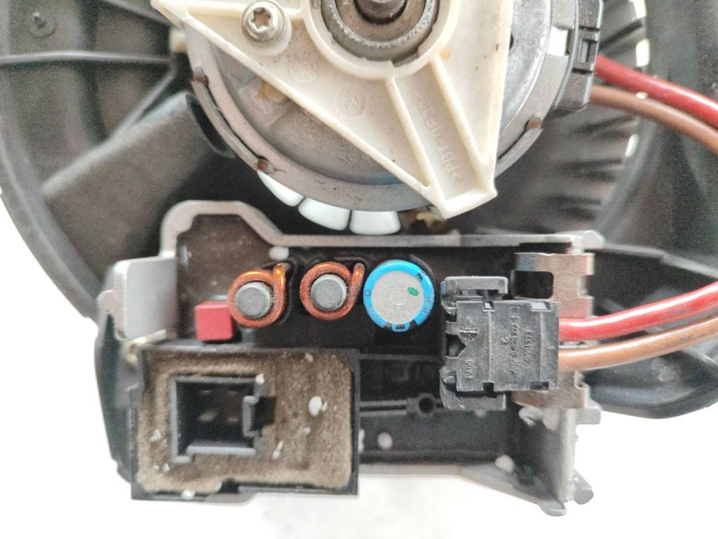 Mercedes-Benz E W211 2003 Heater blower fan motor A2308210251 