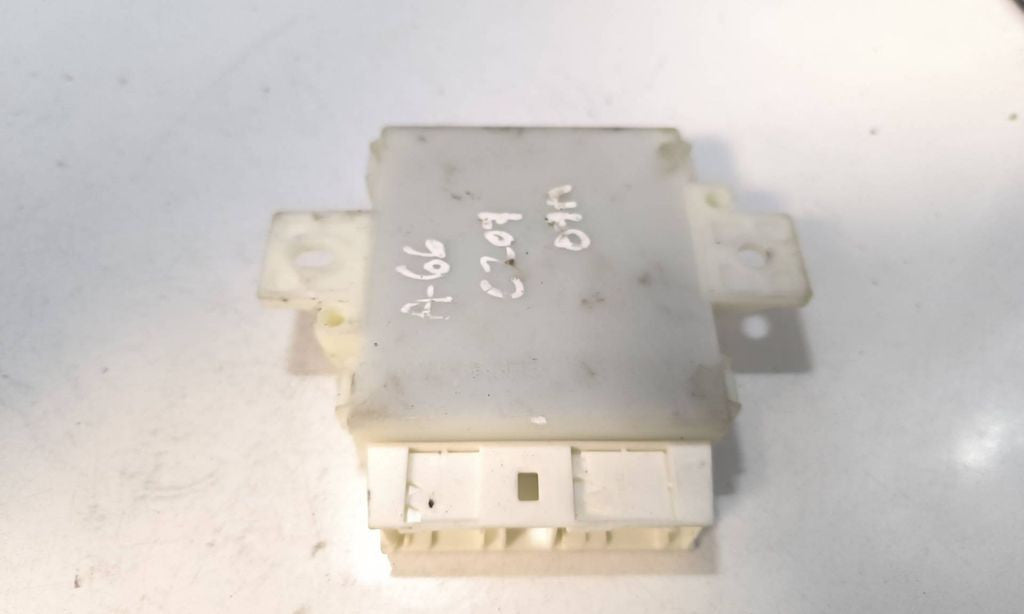 Mercedes-Benz E W212 2009 PDC control unit module A2129011500 A2129023202