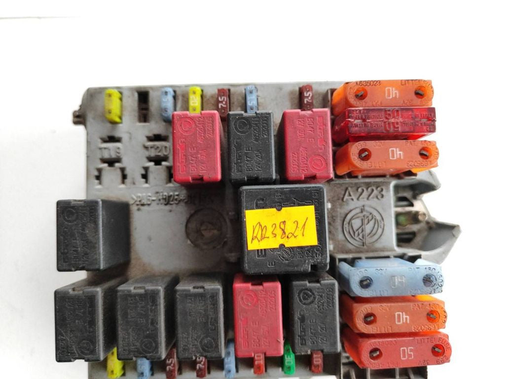 Alfa Romeo 147 2006 Fuse module 51742420 
