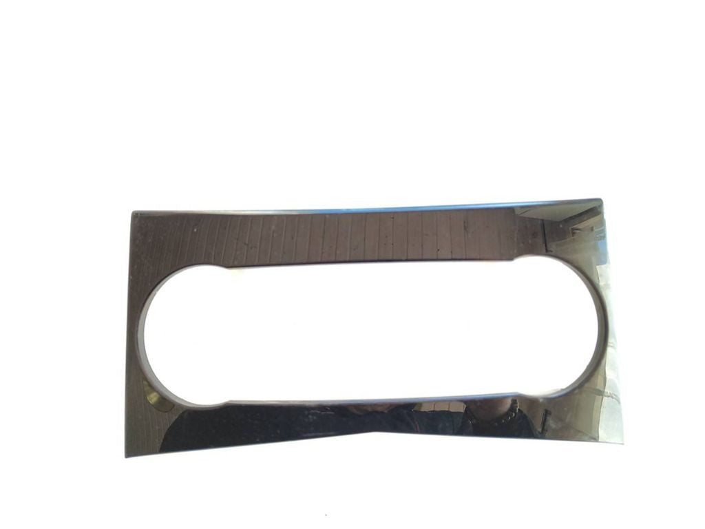 Mercedes-Benz C W204 2012 AC heater control trim A2046800390 