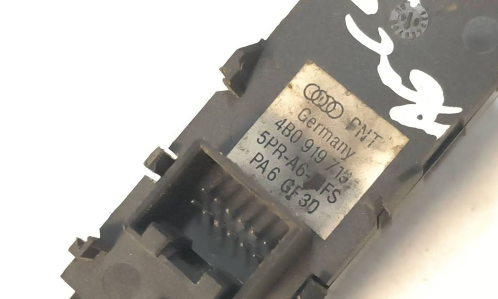 Audi A6 S6 C5 4B 2003 Control switch 4B0919719 